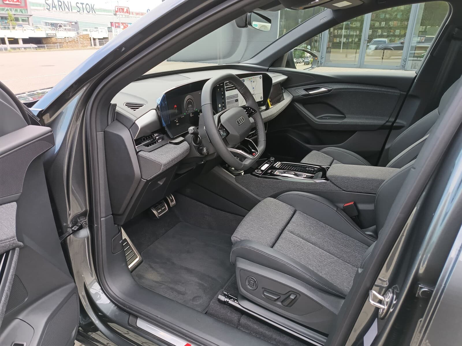 Audi Q6 e-tron