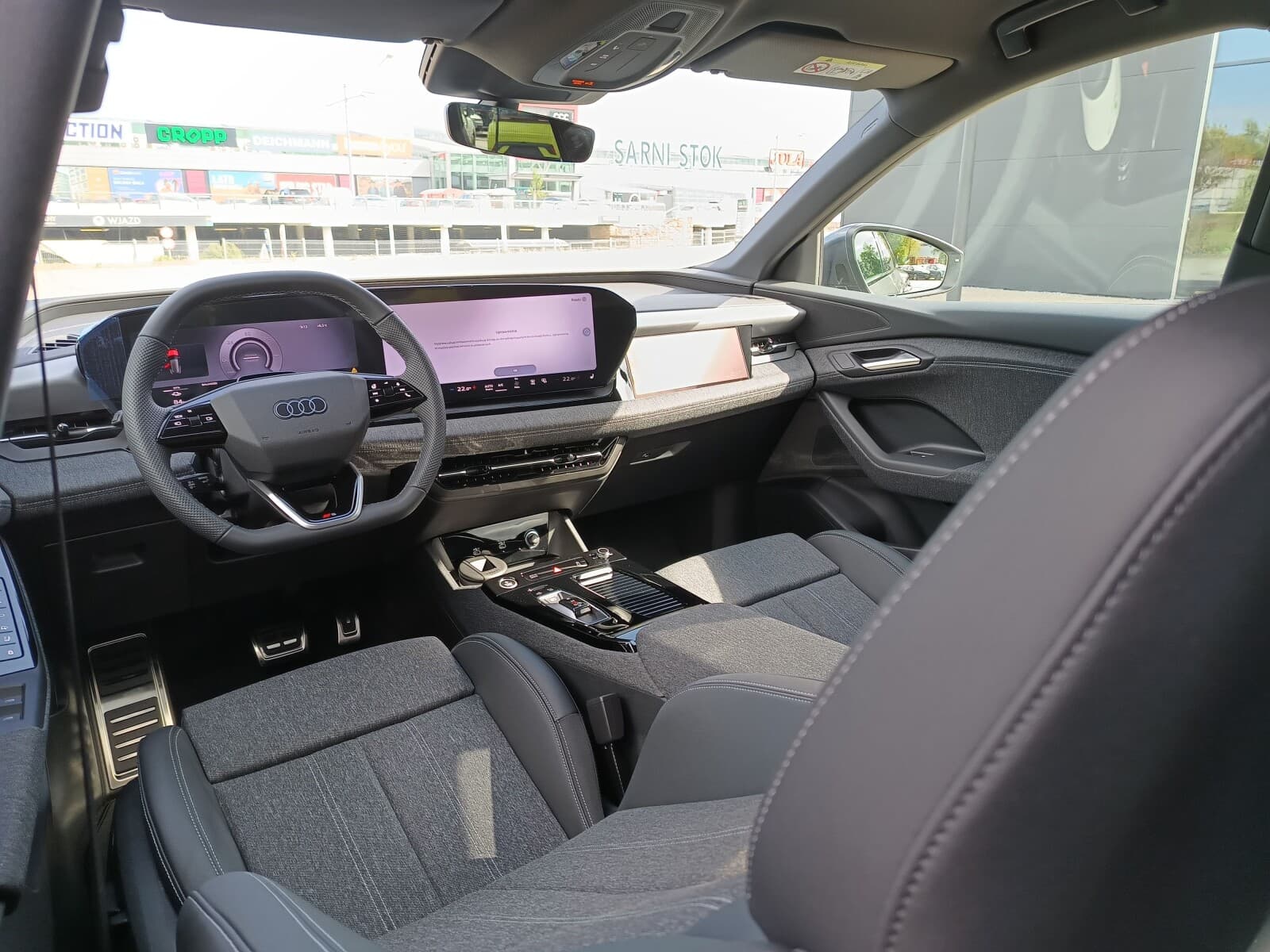Audi Q6 e-tron