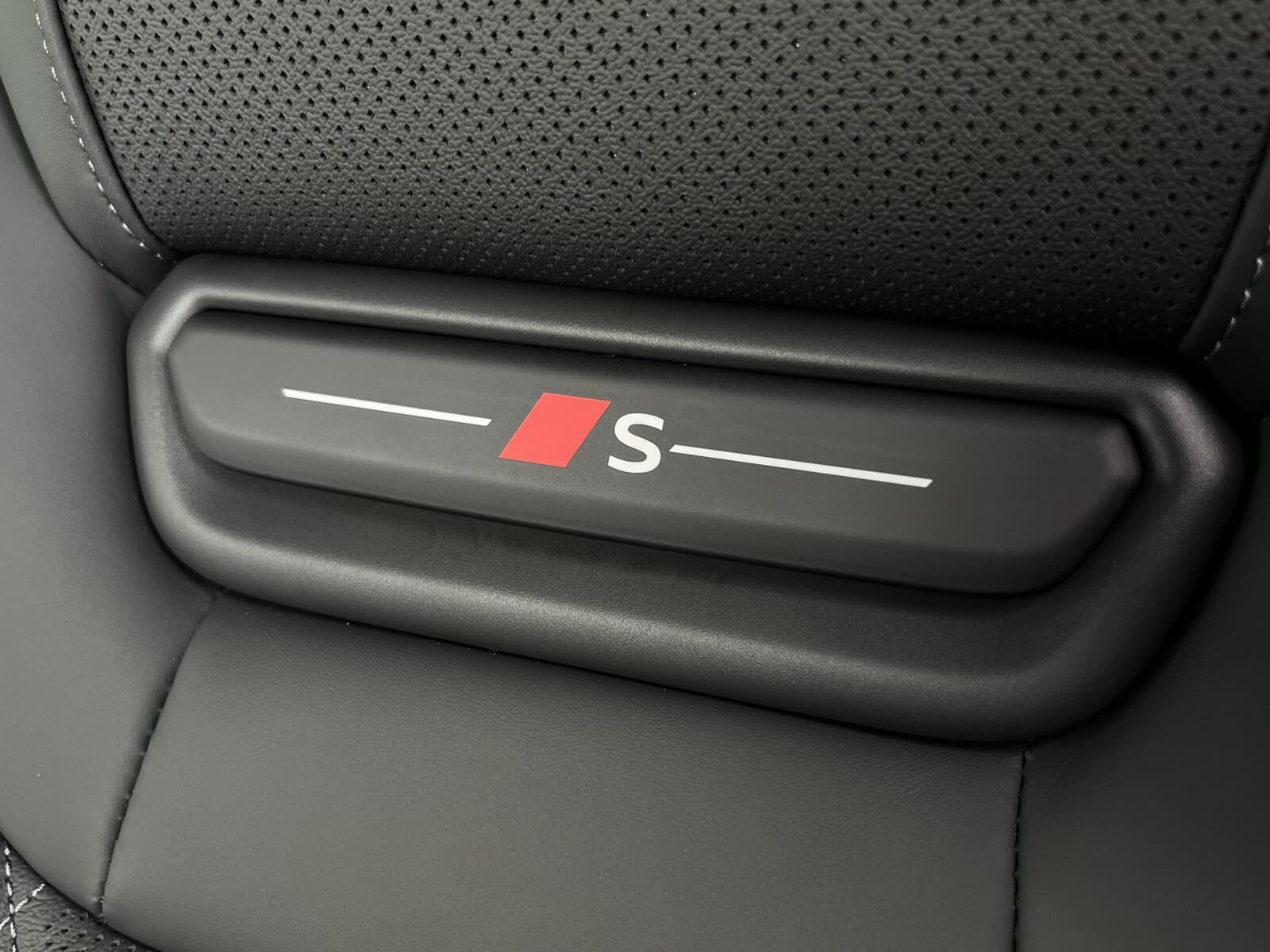 Audi A6 Limousine